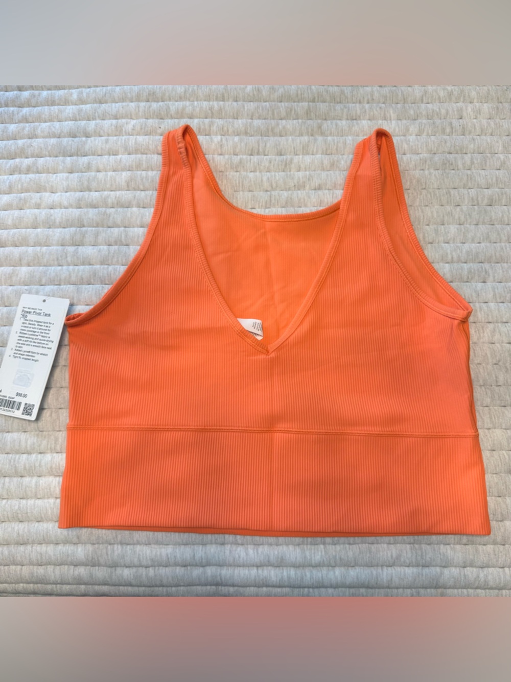 Lululemon Ribbed Power Pivot Tank - Picture 6 of 8